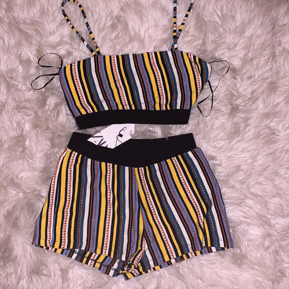 Matching set, top M, bottom S, never worn